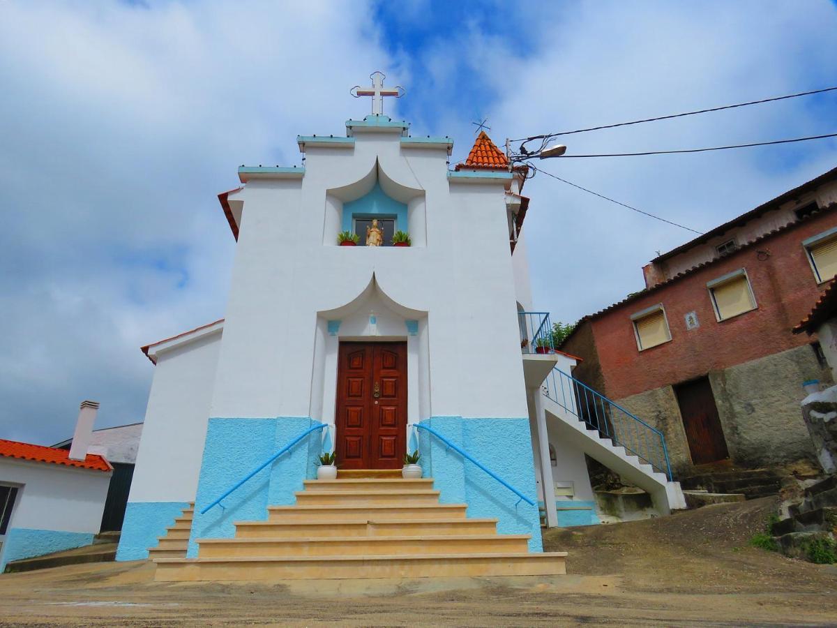 Casa Eira Do Povo 1 ξενώνας Vale de Colmeias Εξωτερικό φωτογραφία